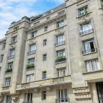 Renovated, Amazing & Huge Flat Of 200 Sqm Paris 16