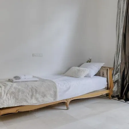 Renovated, Amazing & Huge Flat Of 200 Sqm 16 * Parigi